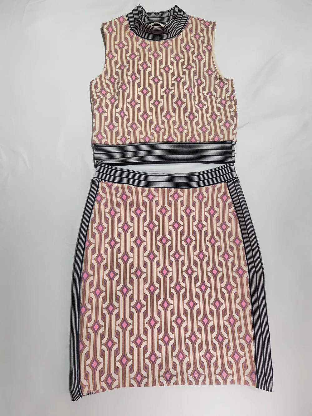 H&M Matching Knit Vest Top & Skirt Set